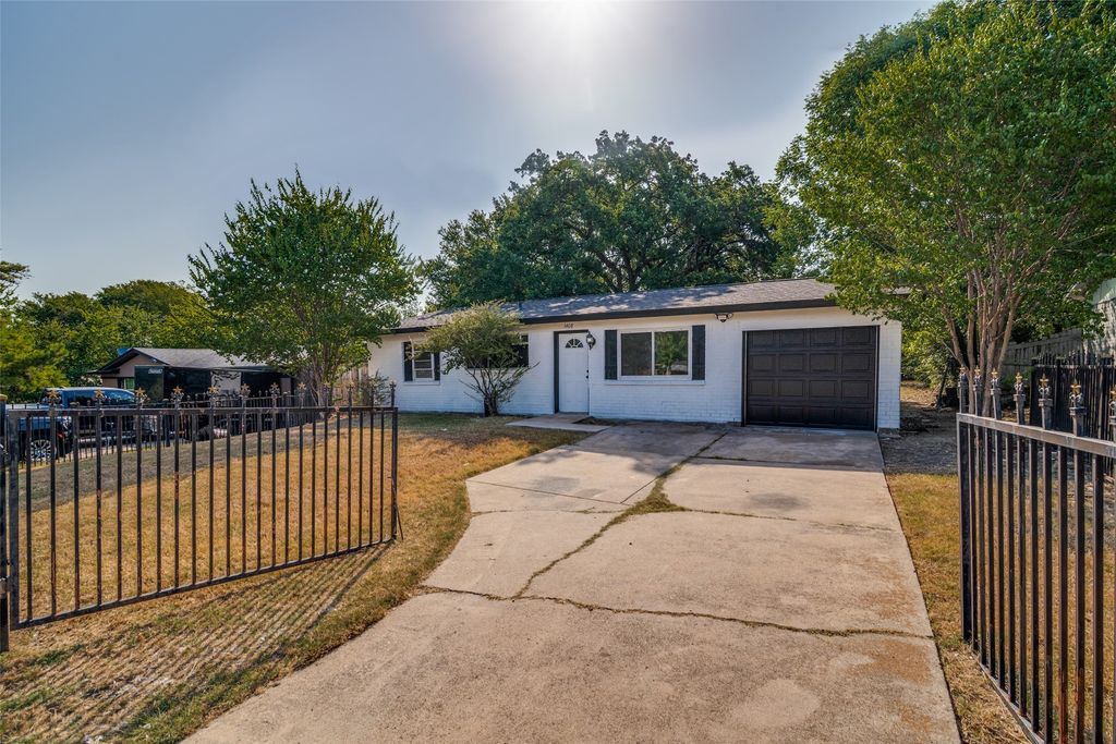 1408 Melanie Lane, Mesquite, TX 75149