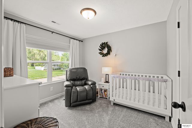 2702 S 46th Street, Omaha, NE 68106