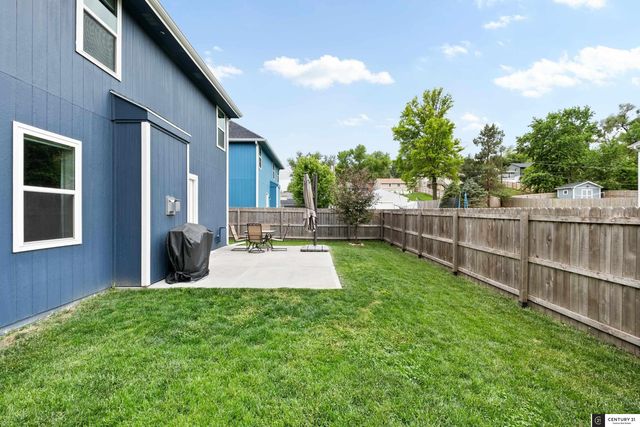 2702 S 46th Street, Omaha, NE 68106