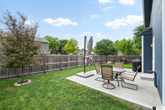 2702 S 46th Street, Omaha, NE 68106