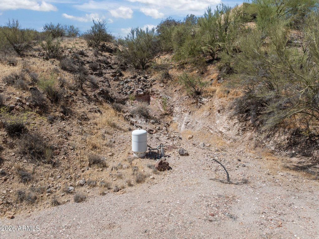 00XX E Via Tortuga -- 1, Wickenburg, AZ 85390 — photo 3