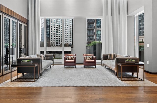 133 Seaport Blvd U1017, Boston, MA 02210