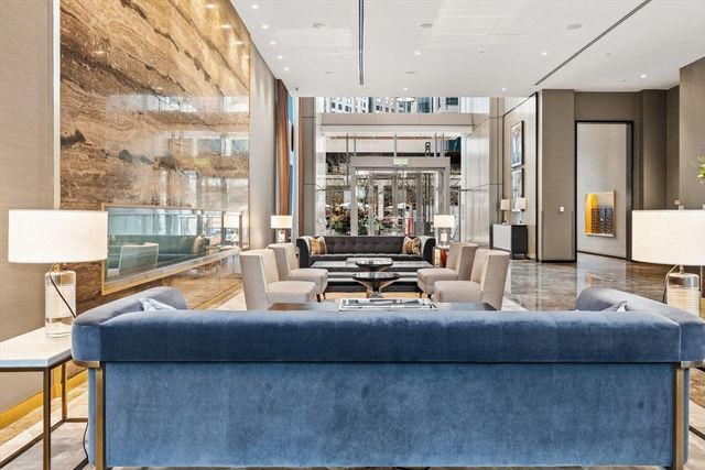 133 Seaport Blvd U1017, Boston, MA 02210