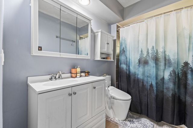 117 SW 58th Drive, Des Moines, IA 50312