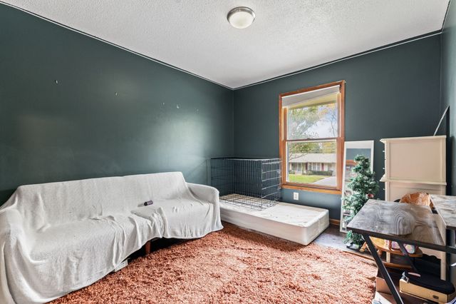 117 SW 58th Drive, Des Moines, IA 50312