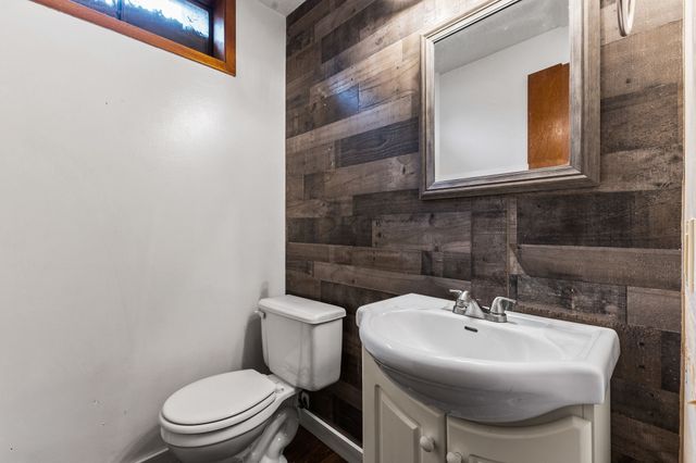 117 SW 58th Drive, Des Moines, IA 50312