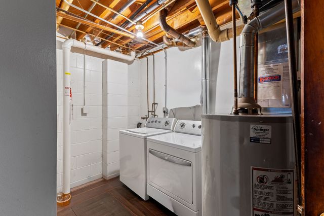 117 SW 58th Drive, Des Moines, IA 50312