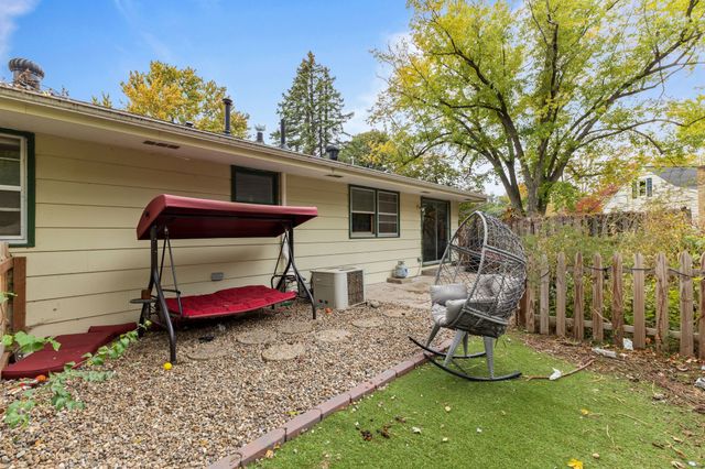 117 SW 58th Drive, Des Moines, IA 50312