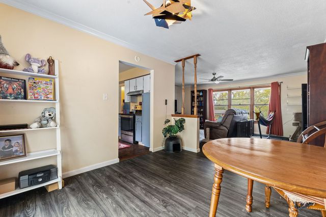 117 SW 58th Drive, Des Moines, IA 50312