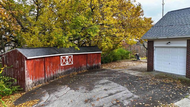 8264 E Schnellville Road, Birdseye, IN 47513