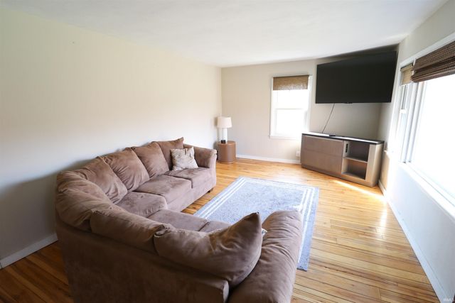 8264 E Schnellville Road, Birdseye, IN 47513