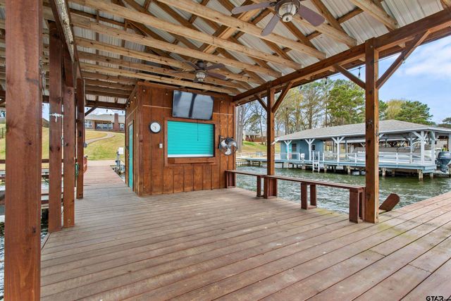 22766 Diamond Bay Drive, Frankston, TX 75763