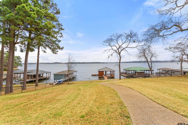 22766 Diamond Bay Drive, Frankston, TX 75763