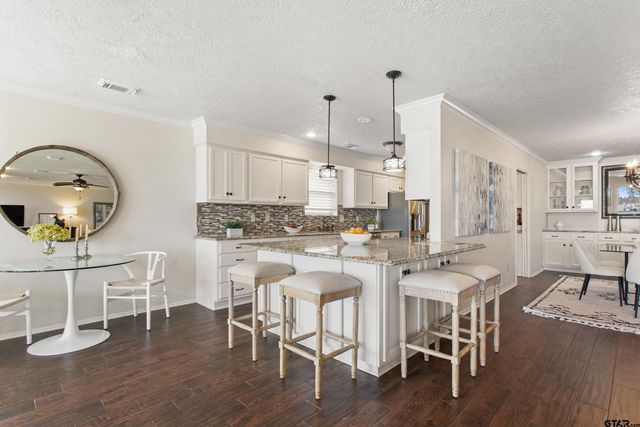 22766 Diamond Bay Drive, Frankston, TX 75763