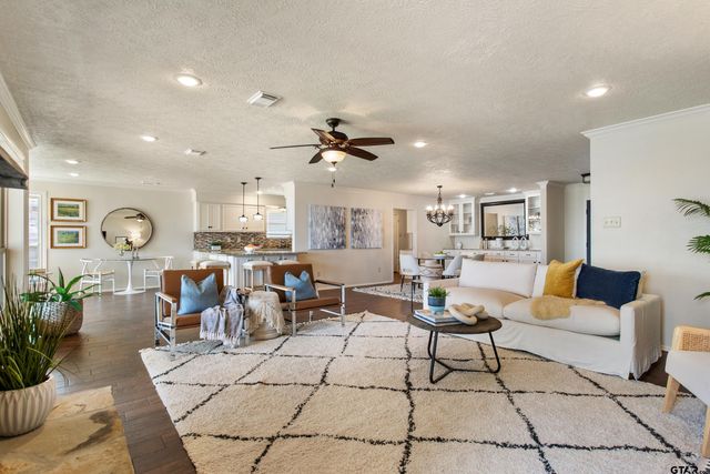 22766 Diamond Bay Drive, Frankston, TX 75763