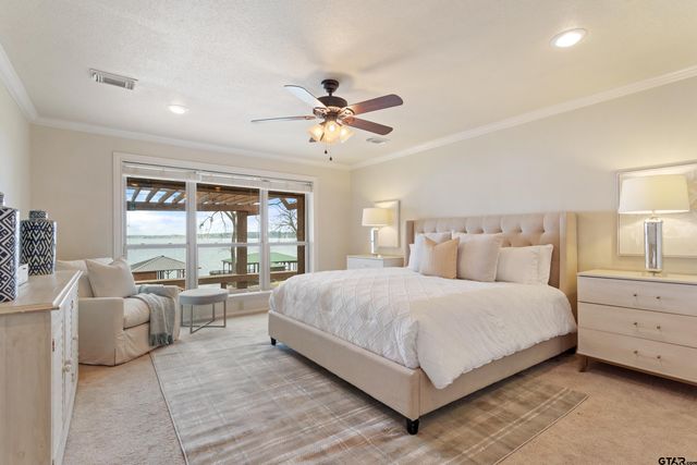 22766 Diamond Bay Drive, Frankston, TX 75763