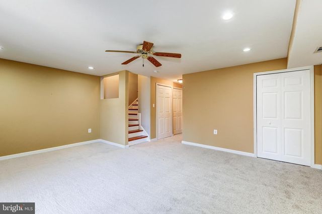 1939 INGLEBROOK DR, Woodbridge, VA 22192