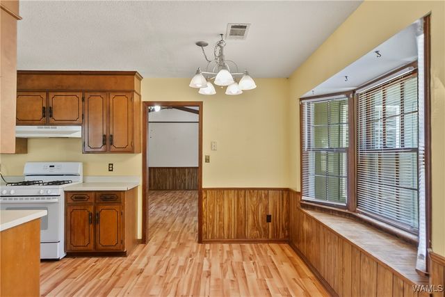 106 Park Manor, Moundville, AL 35474