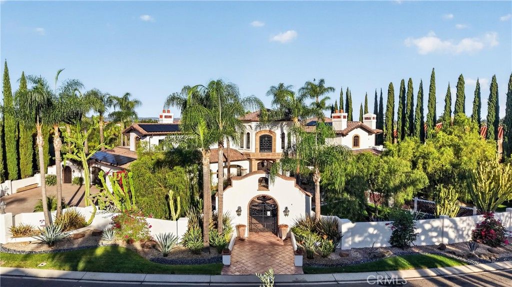 27641 Deputy, Laguna Hills, CA 92653 — photo 2