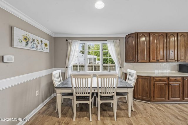 13 Mallory Way, Hamilton, NJ 08610