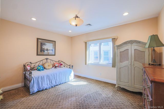 410 Broadway, Cedarhurst, NY 11516