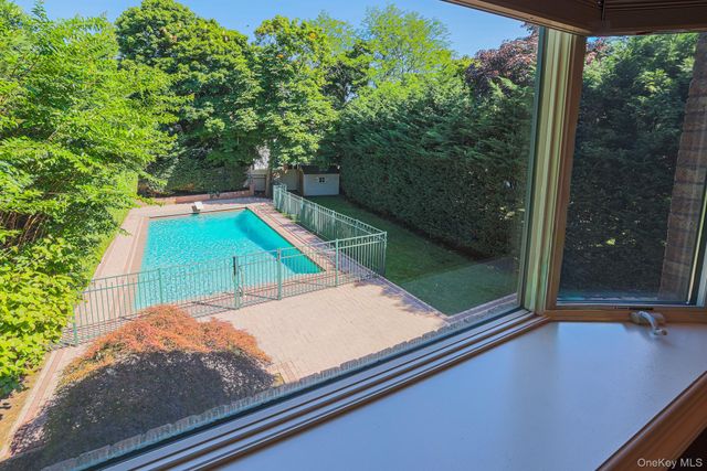 410 Broadway, Cedarhurst, NY 11516