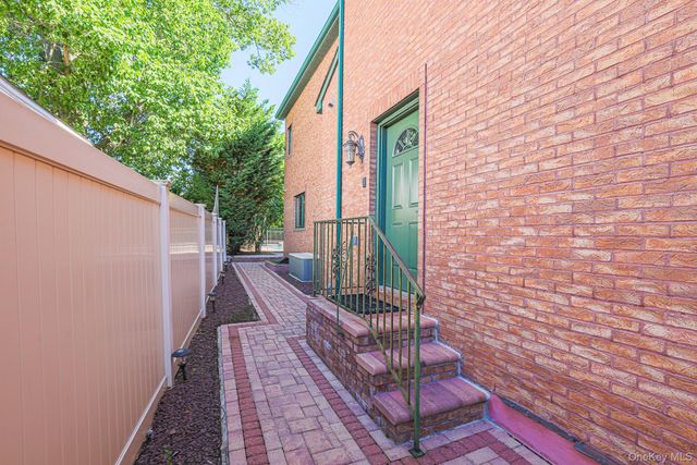 410 Broadway, Cedarhurst, NY 11516