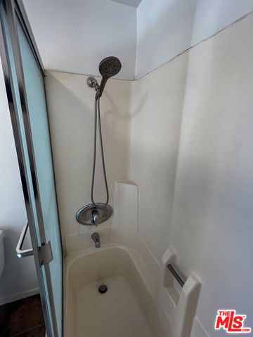 17900 Sherman Way 320, Reseda, CA 91335