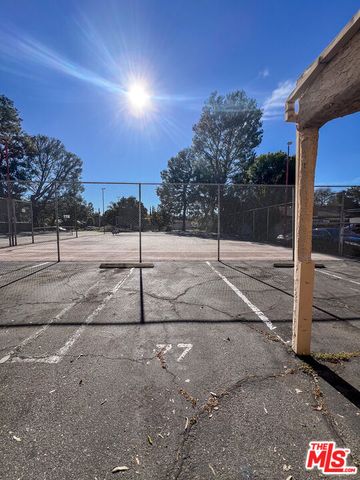 17900 Sherman Way 320, Reseda, CA 91335