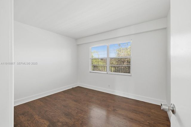 12950 SW 4th Ct 408H, Pembroke Pines, FL 33027