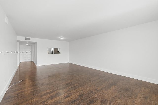 12950 SW 4th Ct 408H, Pembroke Pines, FL 33027