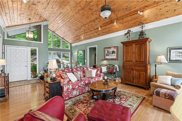 15 Iron Clad Drive, Salem, SC 29676