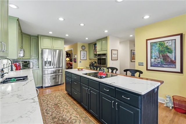 15 Iron Clad Drive, Salem, SC 29676