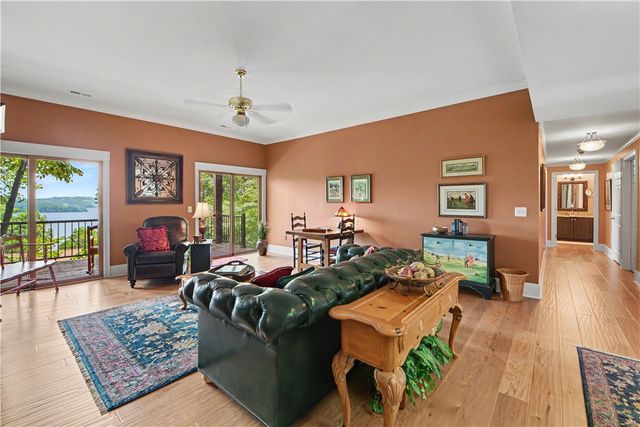 15 Iron Clad Drive, Salem, SC 29676