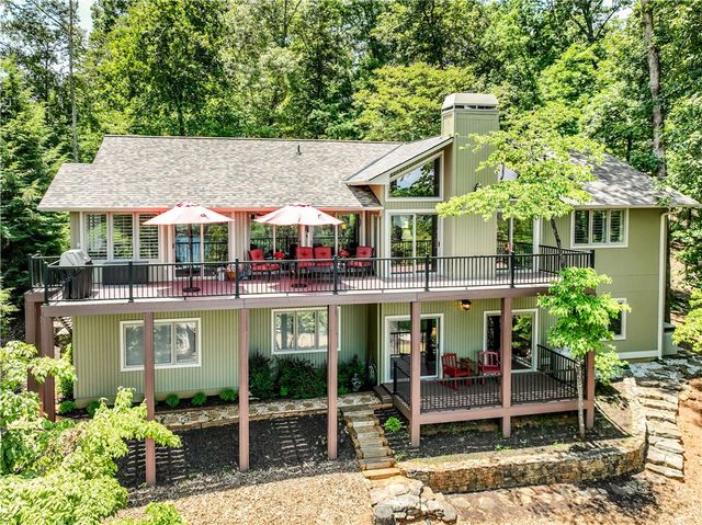 15 Iron Clad Drive, Salem, SC 29676