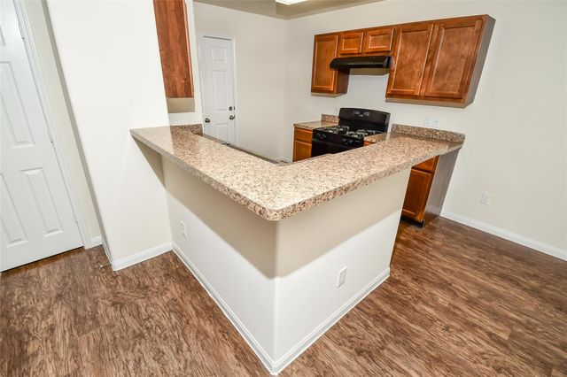 8934 Santo Domingo, Houston, TX 77017