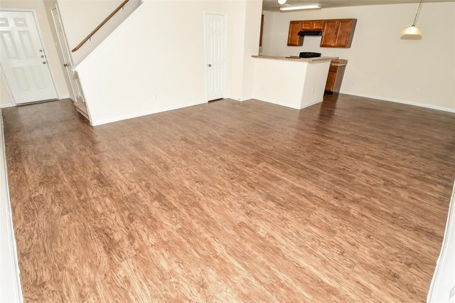 8934 Santo Domingo, Houston, TX 77017