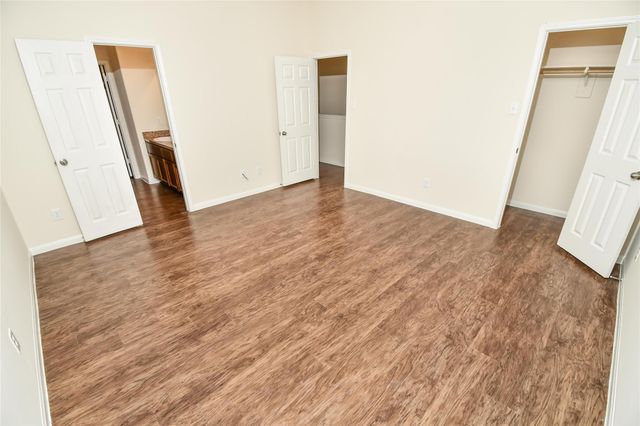 8934 Santo Domingo, Houston, TX 77017