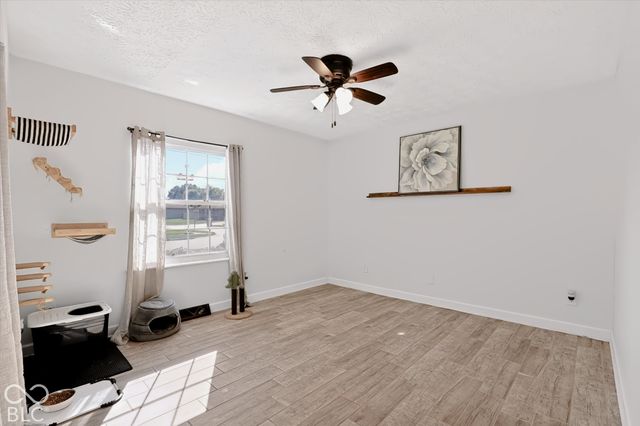 390 Three Notch Lane, Bargersville, IN 46106