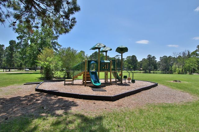 13523 Lakecrest Drive Drive, Cypress, TX 77429