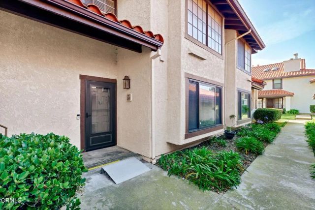 2202 Martinique Lane, Oxnard, CA 93035