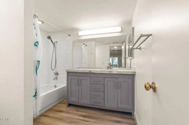 2202 Martinique Lane, Oxnard, CA 93035