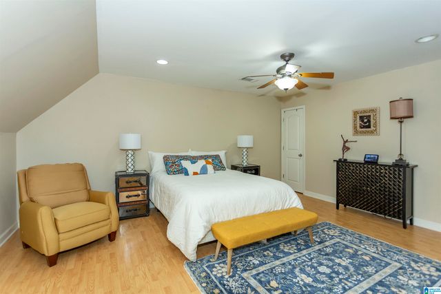 2107 SOUTHBRIDGE COURT, Hoover, AL 35244