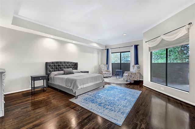 43 Legend Lane, Houston, TX 77024