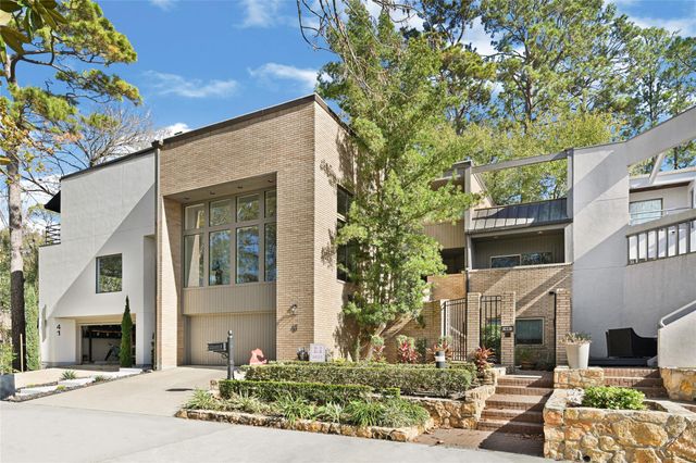 43 Legend Lane, Houston, TX 77024