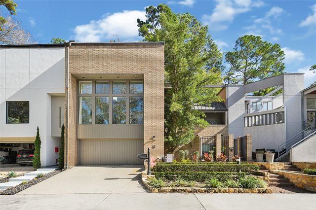 43 Legend Lane, Houston, TX 77024