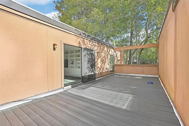 43 Legend Lane, Houston, TX 77024