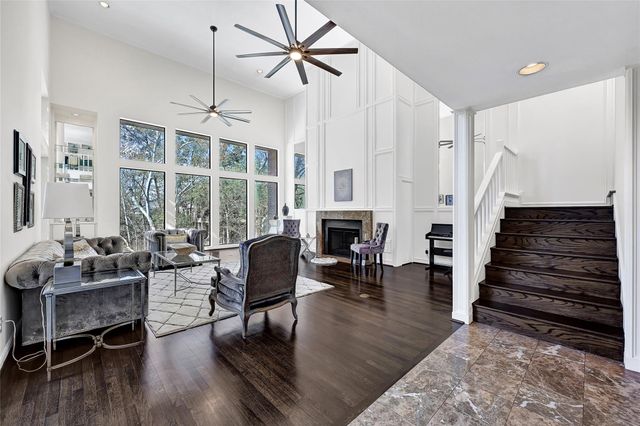 43 Legend Lane, Houston, TX 77024