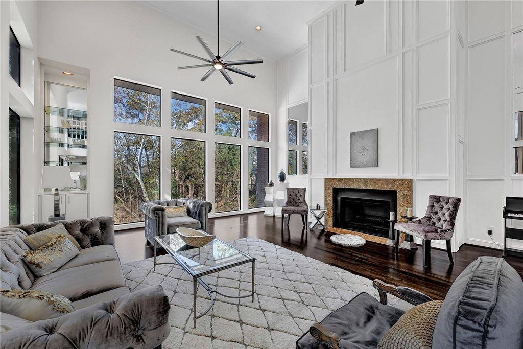 43 Legend Lane, Houston, TX 77024