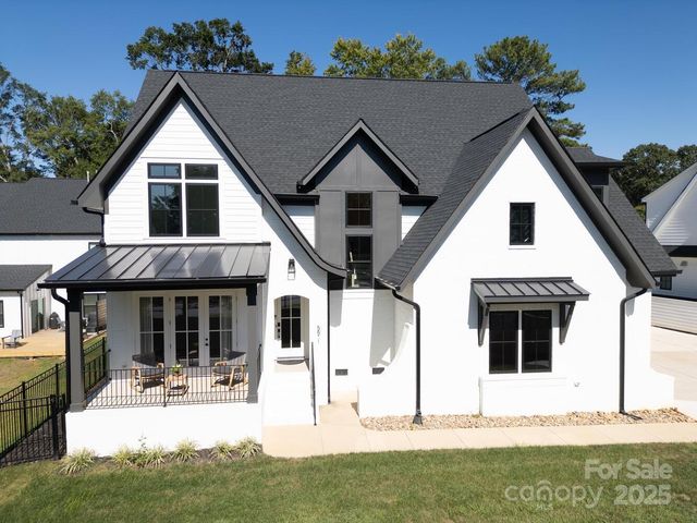 5511 Fairview Road, Charlotte, NC 28209